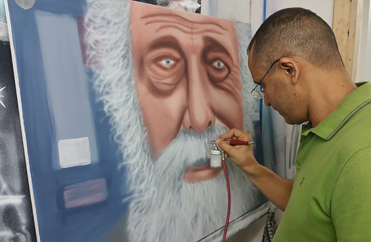 איירבראש מכחול האוויר שנכנס לעולם המודרני