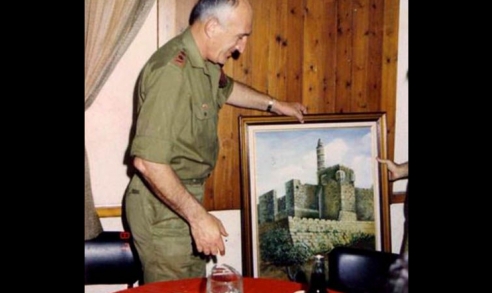 ציור על קיר לאיש צבא יקר