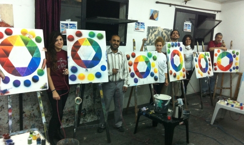 התלמידים בבית המרכז לאומנויות לזרוב