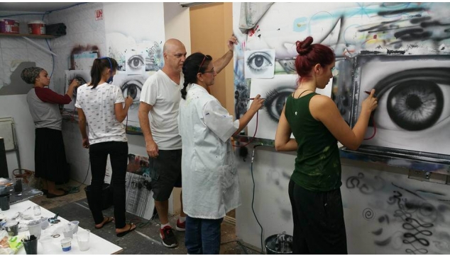 הכשרת ציירי איירבראש וקירות