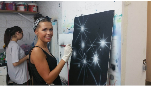 הכשרת ציירי איירבראש וקירות