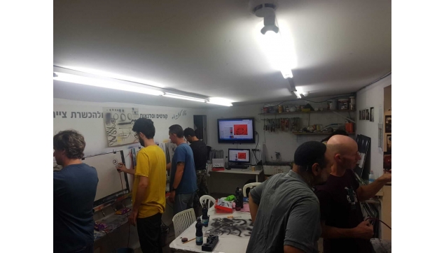 הכשרת ציירי איירבראש וקירות