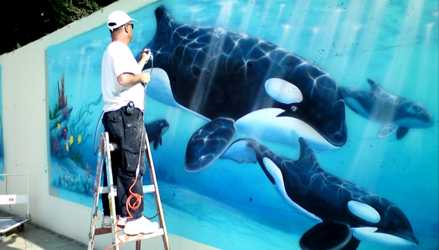 הלל לזרוב מצייר דולפינים