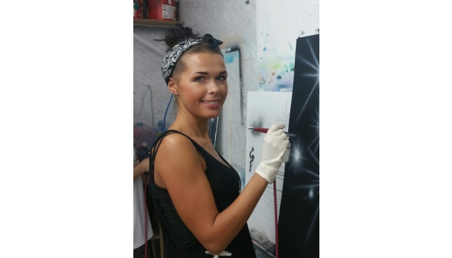 הקורסים לאמנות האיירבראש להכשרת ציירי קירות 