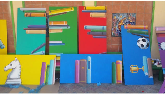 נגזרות מתכת ותפאורות