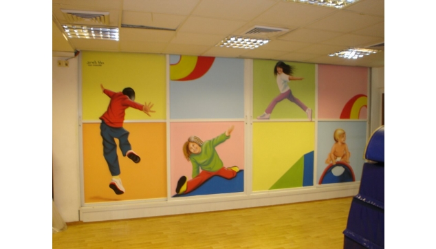 ציור על דלתות הזזה