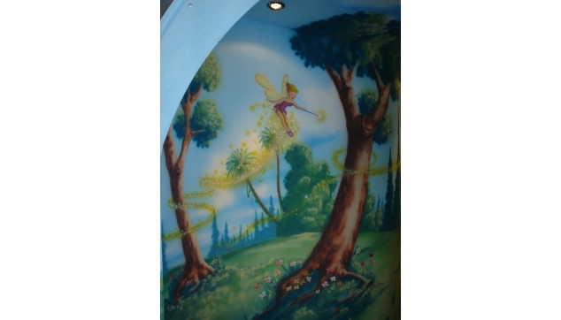 ציורי קיר לגני ילדים ומשחקיות