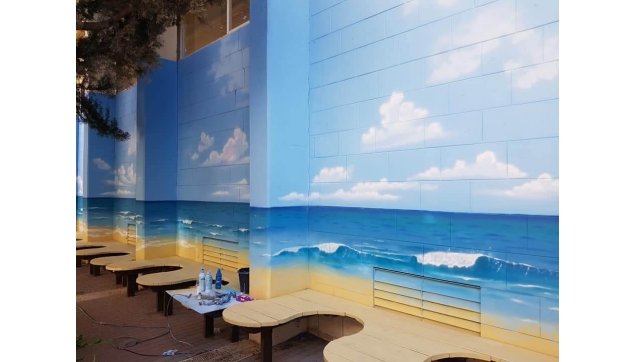 ציורי רצפה בבתי ספר ובגני שעשועים