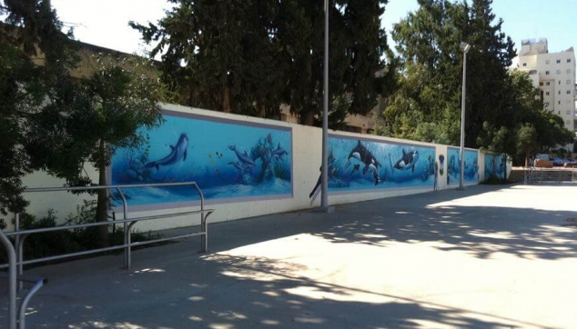 ציורים של דולפינים באיירבראש