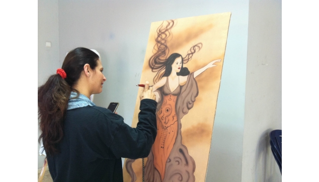 תלמידי הקורס להכשרת ציירי איירבראש וקירות