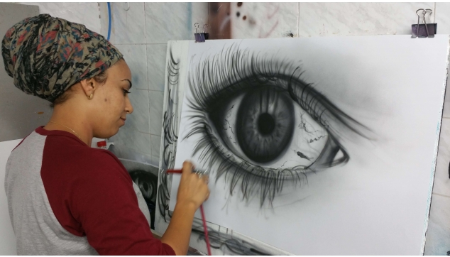 תלמידי הקורס להכשרת ציירי איירבראש וקירות